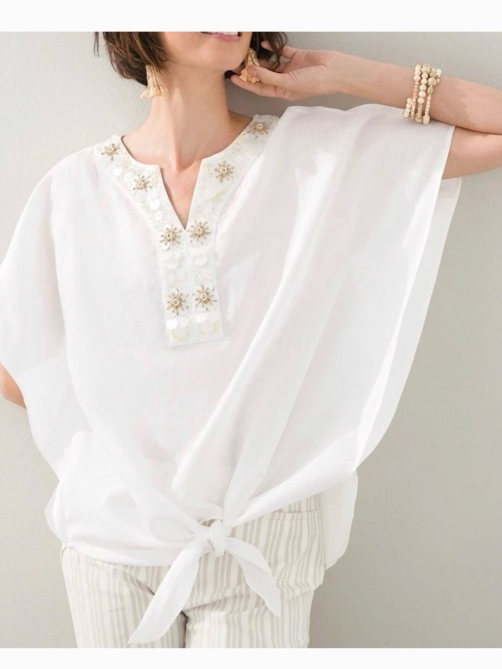 Chico's White Embellished V-Neck Tie-Front Tunic